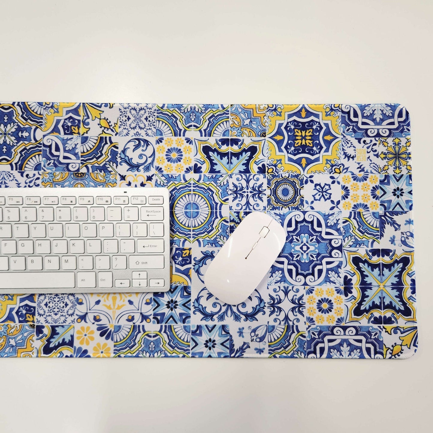 La Dolce Vita inspired tile design extra large desk mat