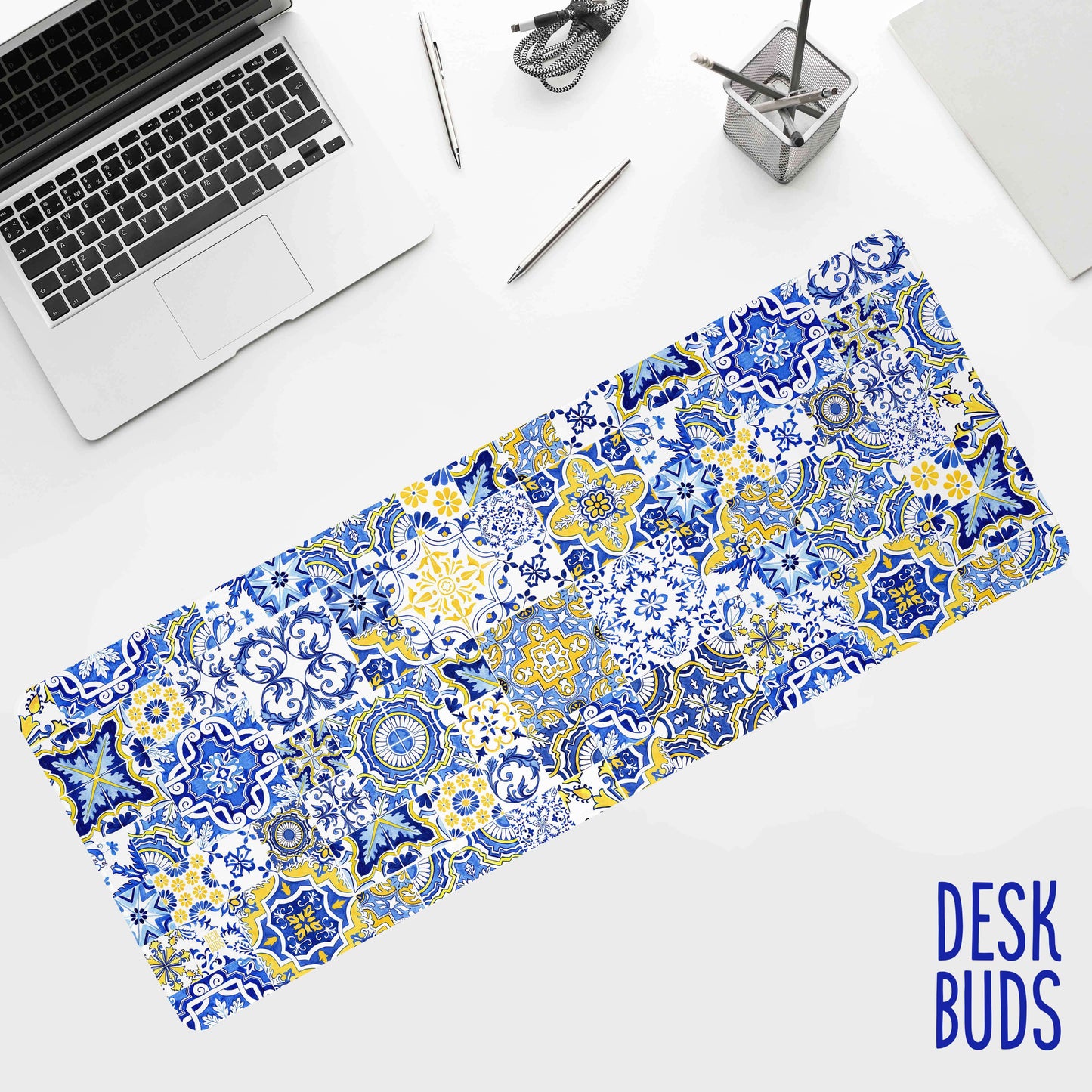 La Dolce Vita inspired tile design extra large desk mat